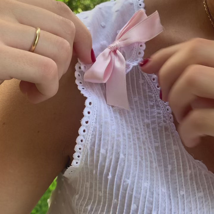 Cargar vídeo: Camisón Mencía en plumeti